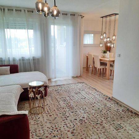 Moderne 3Zimmer Wohnung, In Koenigsbrunn Bei Augsburg Екстер'єр фото