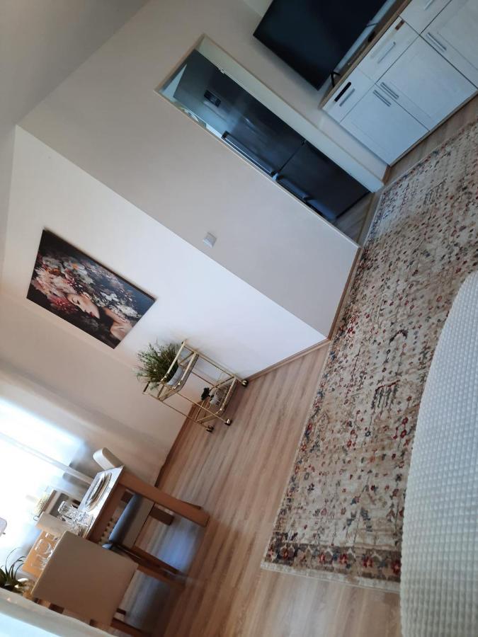 Moderne 3Zimmer Wohnung, In Koenigsbrunn Bei Augsburg Екстер'єр фото