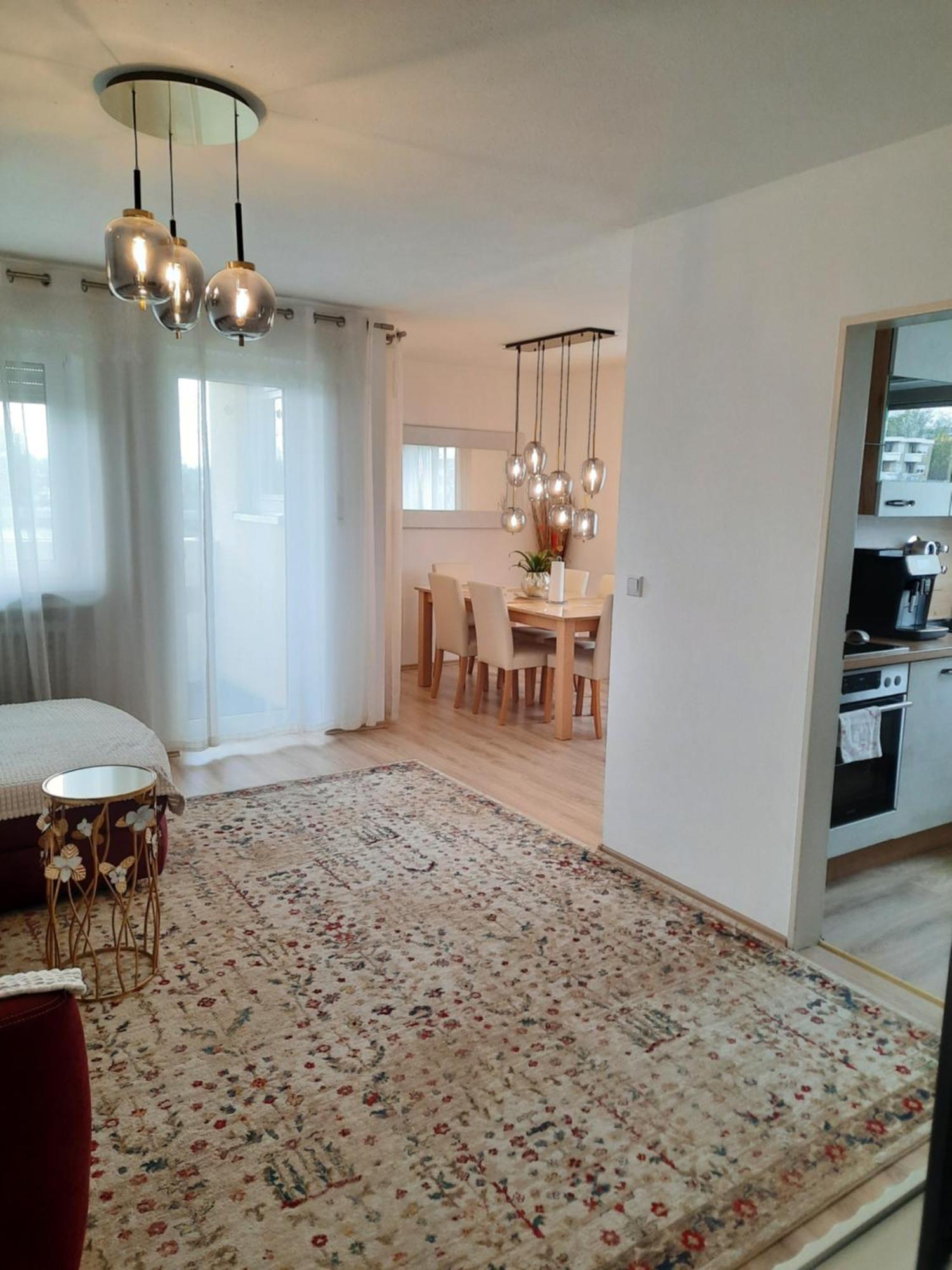 Moderne 3Zimmer Wohnung, In Koenigsbrunn Bei Augsburg Екстер'єр фото